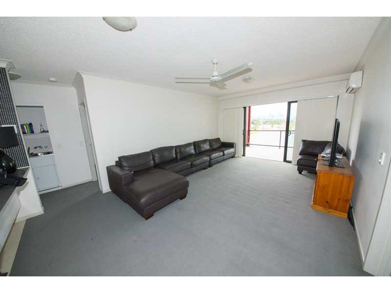 25/15 Kitchener Street., Coorparoo QLD 4151