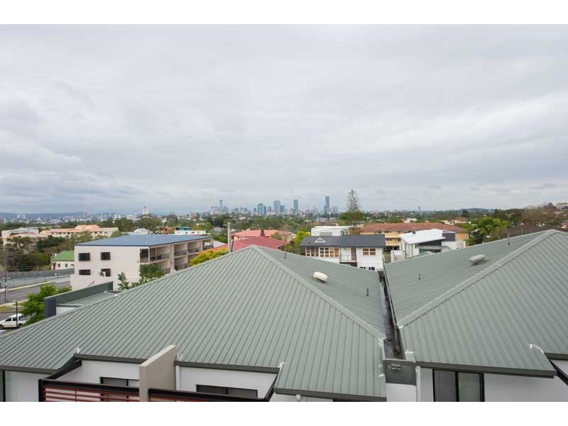 25/15 Kitchener Street., Coorparoo QLD 4151