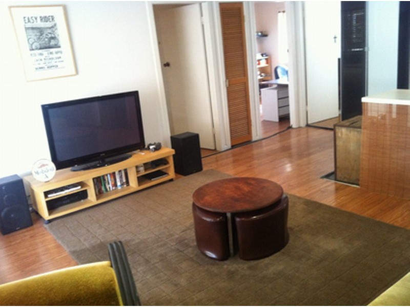 2/14 Stanley Street, Burleigh Heads QLD 4220