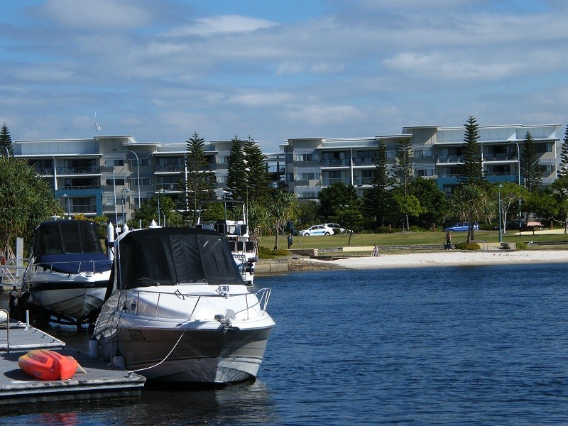 32/4 Grand Parade, Kawana Island QLD 4575