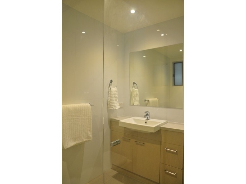 202/23 Robinson Place, Kelvin Grove QLD 4059