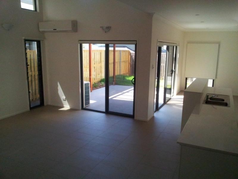 57 Moss Road, Wakerley QLD 4154