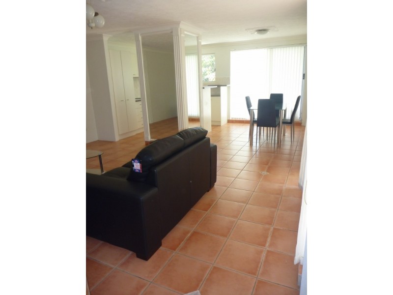 Chevron Island QLD 4217