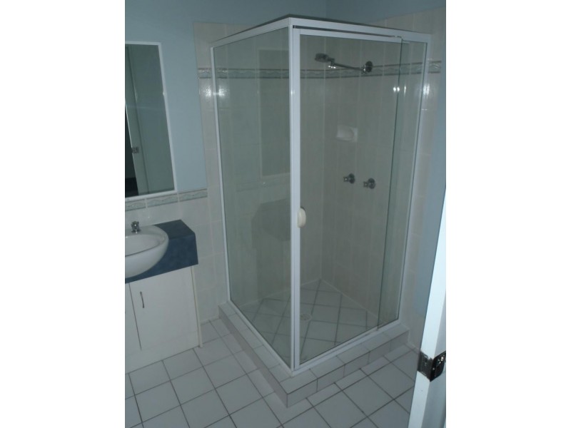 2/6 Kumnick Street, Upper Coomera QLD 4209