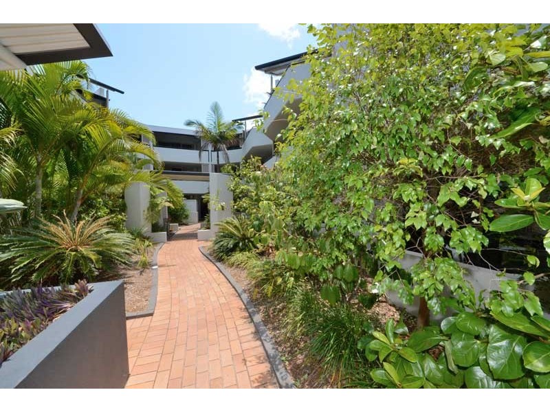 17/32-38 Newstead Terrace., Newstead QLD 4006
