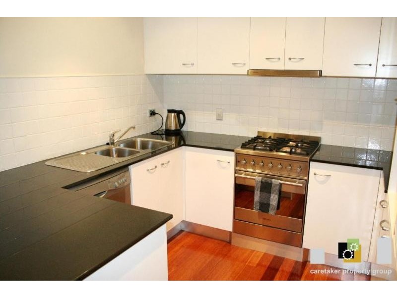 4/925 Brunswick Street, New Farm QLD 4005