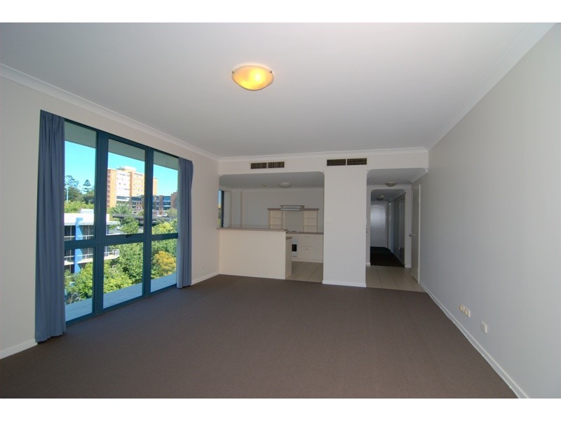 35 Ferry Street, Kangaroo Point QLD 4169
