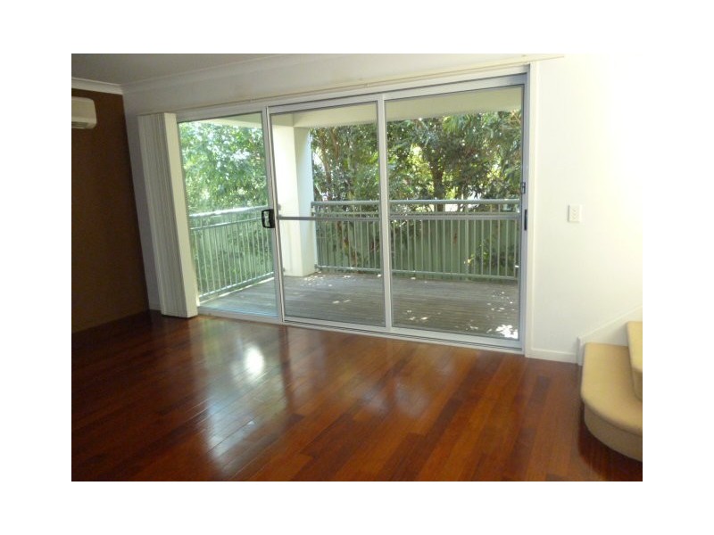 Biggera Waters QLD 4216