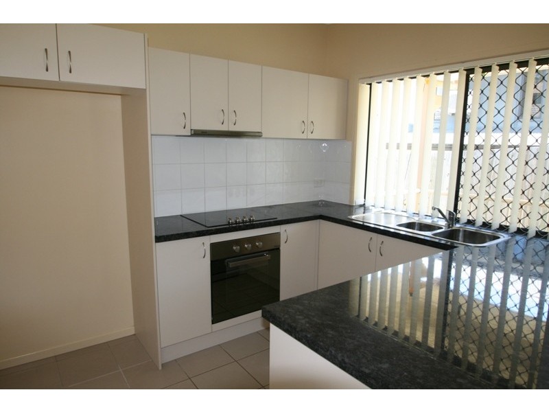 Greenwood St, Springfield Lakes QLD 4300