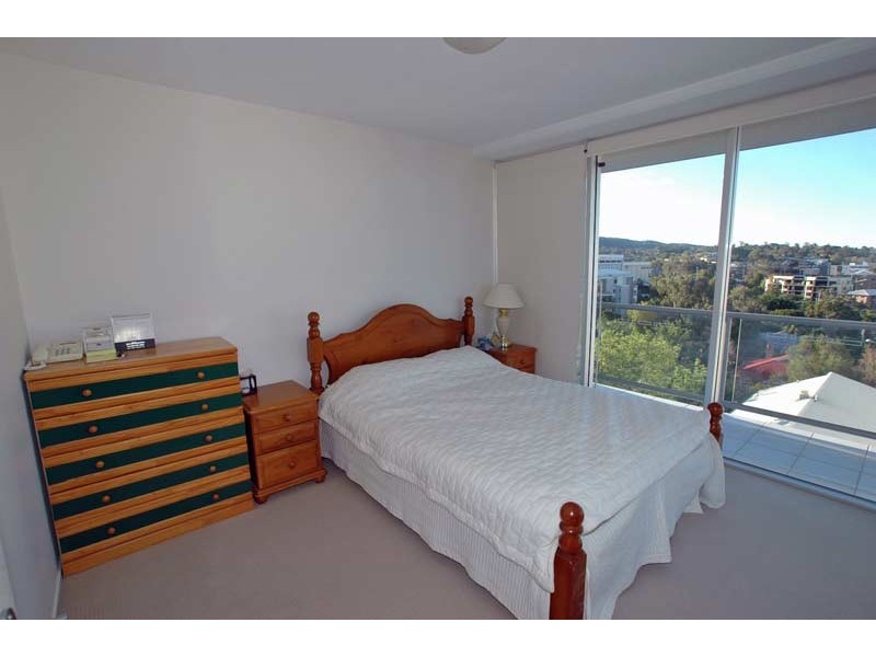30/27 Station Road, Indooroopilly QLD 4068