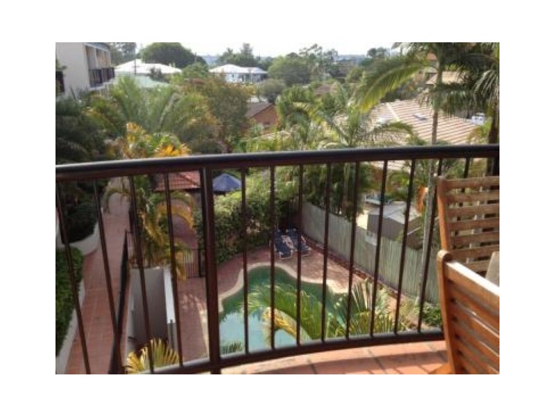 Chevron Island QLD 4217