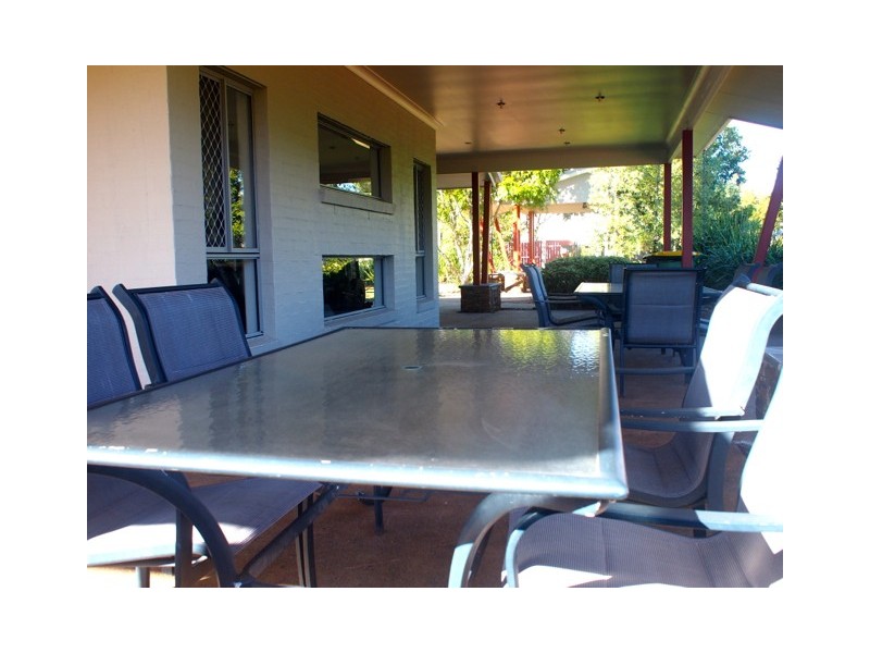 7 Shaw Place, Redland Bay QLD 4165