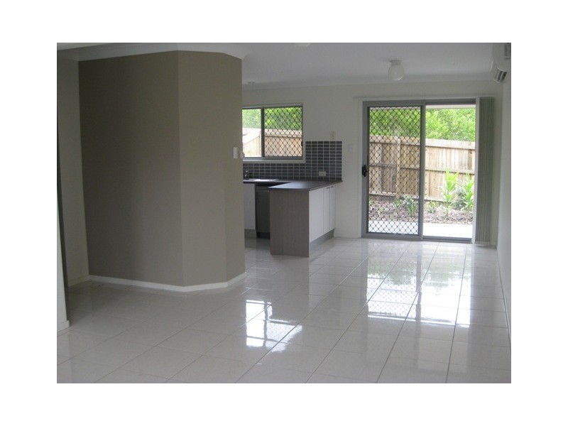 30 Carmarthen Circuit, Pacific Pines QLD 4211