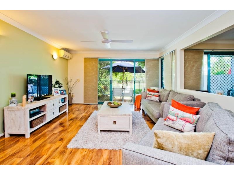 121/19 Santa Barbara Road, Hope Island QLD 4212