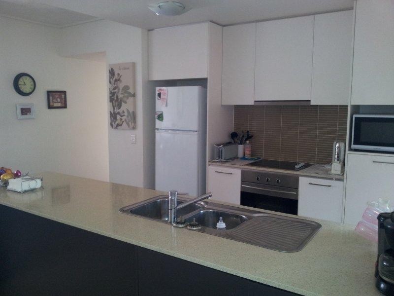 223/66 SICKLE AVE, Hope Island QLD 4212