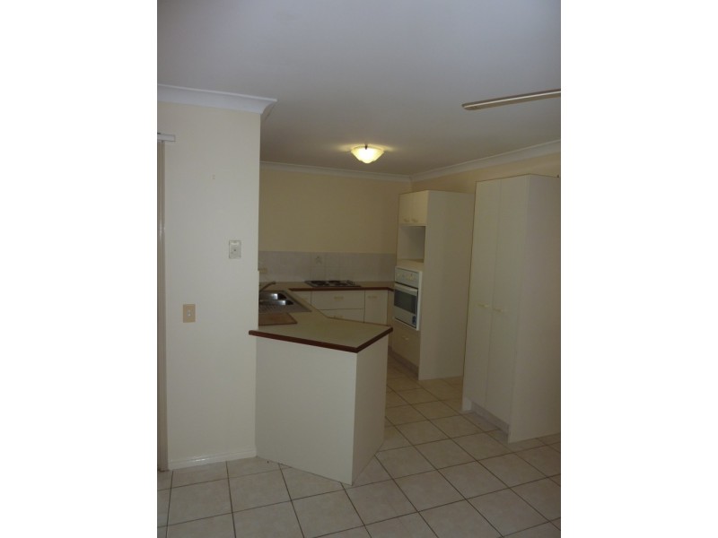 21 Zinnea Street, Elanora QLD 4221