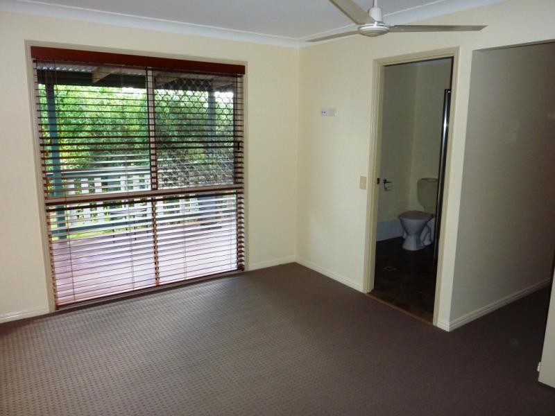 21 Zinnea Street, Elanora QLD 4221
