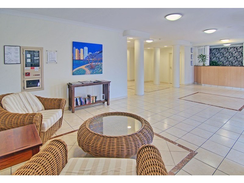 52/45 Deakin Street, Kangaroo Point QLD 4169