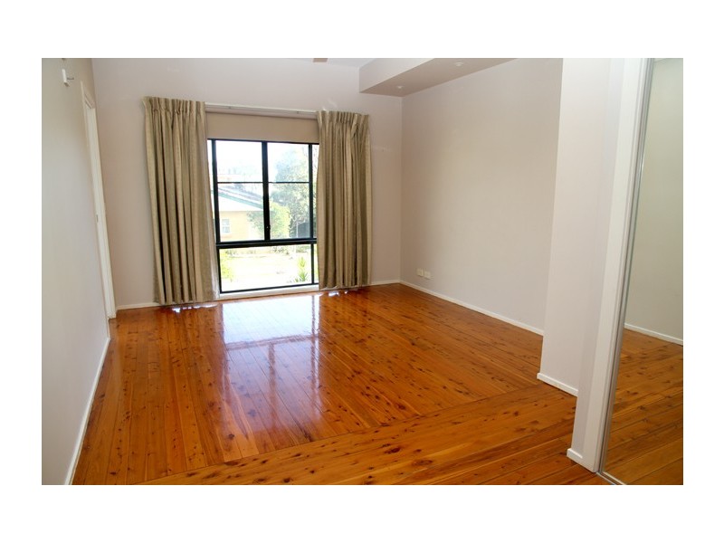 22 Sunrise Boulevard, Surfers Paradise QLD 4217