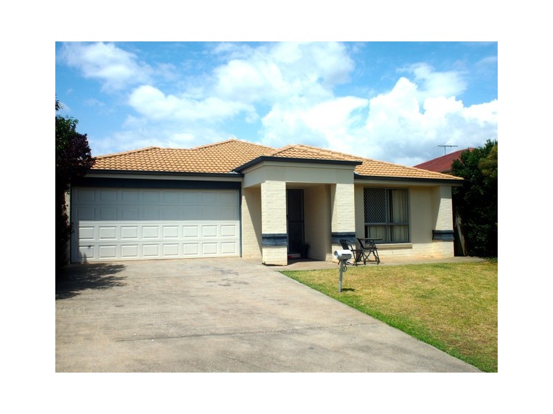 13 Whitsunday Place, Redland Bay QLD 4165