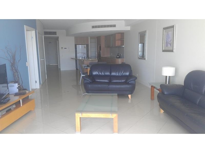 11 Nicklin Way, Minyama QLD 4575