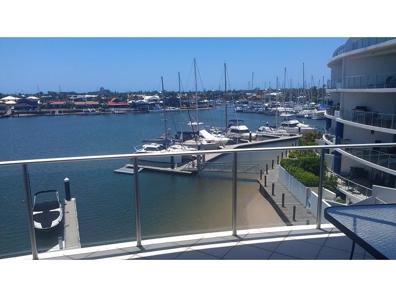 11 Nicklin Way, Minyama QLD 4575