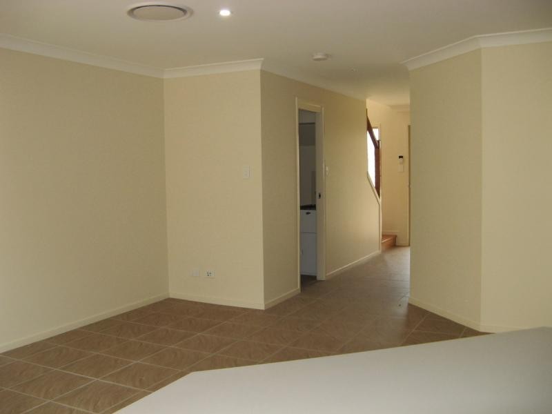 SLUG+/582 Manly Road, Wakerley QLD 4154