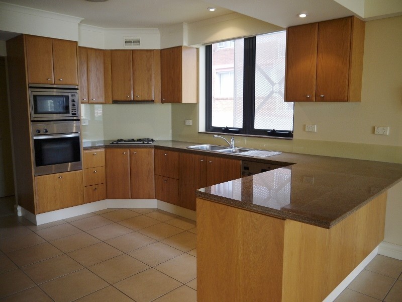 8/76 Thorn Street,, Kangaroo Point QLD 4169