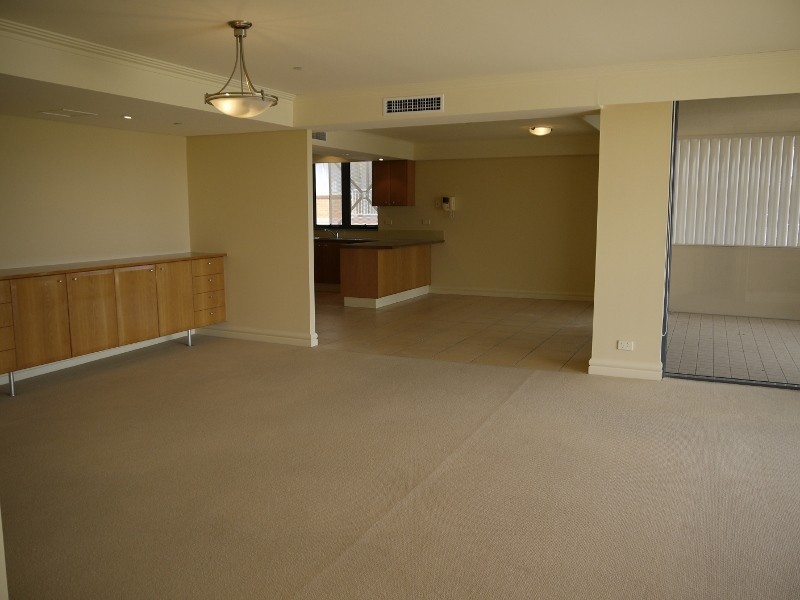 8/76 Thorn Street,, Kangaroo Point QLD 4169