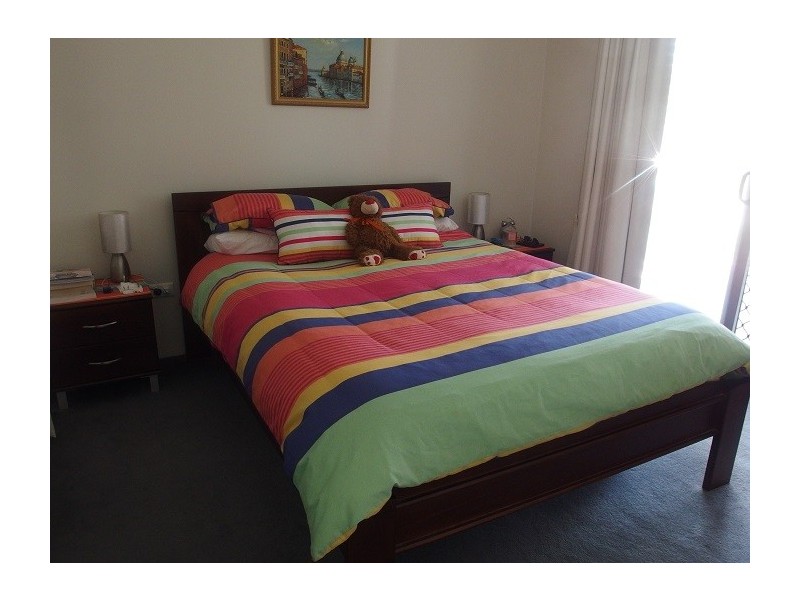 50/2 Campbell St, Toowong QLD 4066