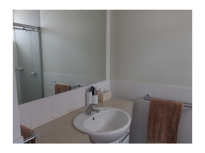 50/2 Campbell St, Toowong QLD 4066