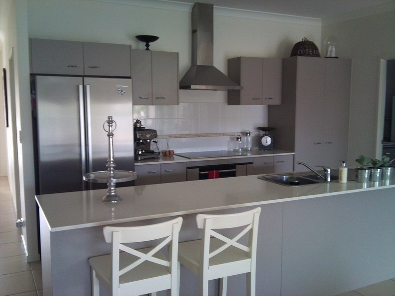 22 Marks Drive, Varsity Lakes QLD 4227