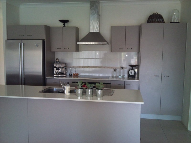 22 Marks Drive, Varsity Lakes QLD 4227