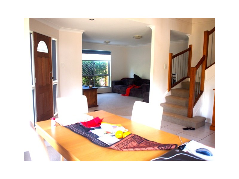 6 Shaw Place, Redland Bay QLD 4165