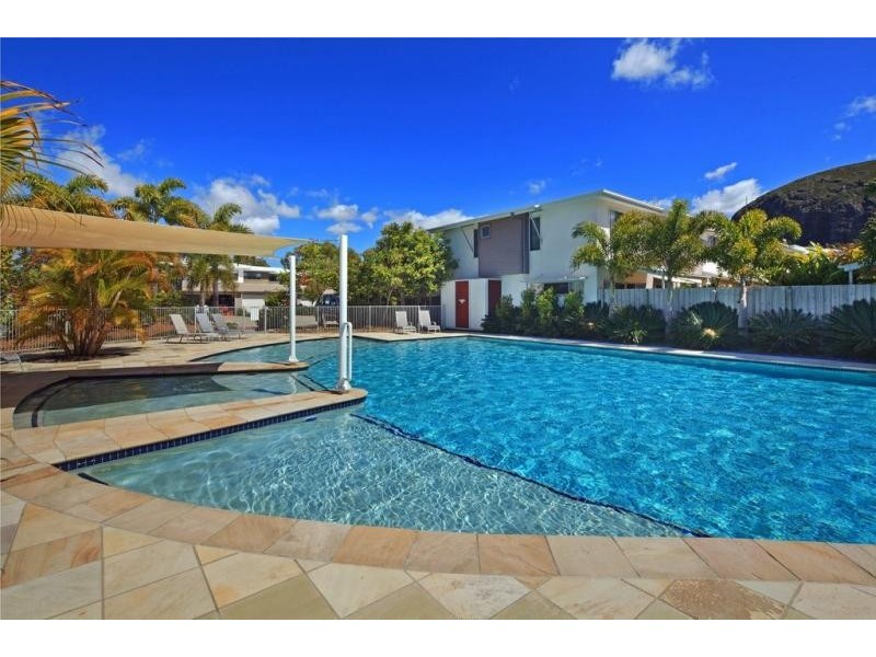 Coolum Beach QLD 4573