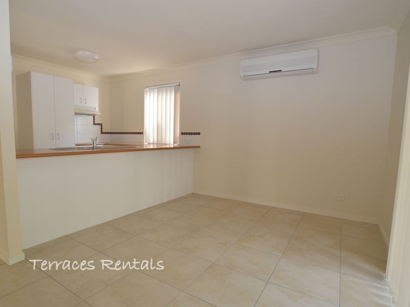 1c/24 Amsonia Court,, Arundel QLD 4214