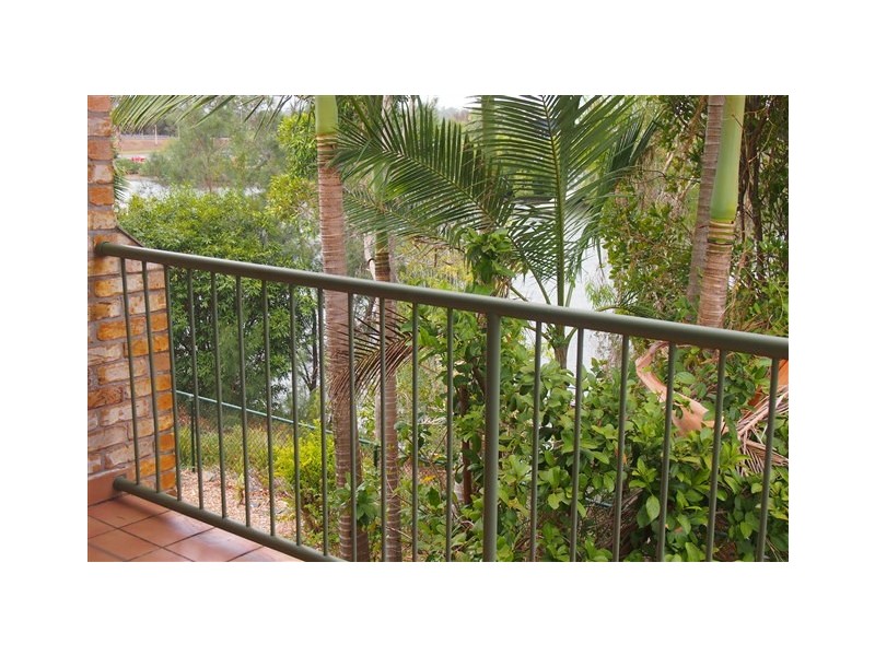 4 Koala Town Rd, Upper Coomera QLD 4209