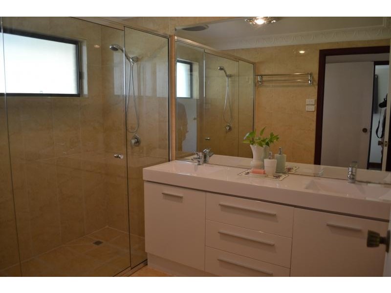 14 Chartreuse Street, Sunnybank Hills QLD 4109