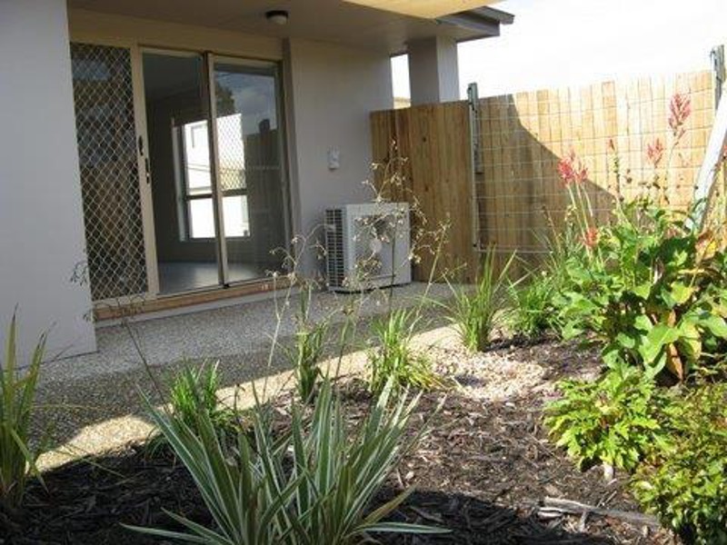 DLUG/582 Manly Road, Wakerley QLD 4154