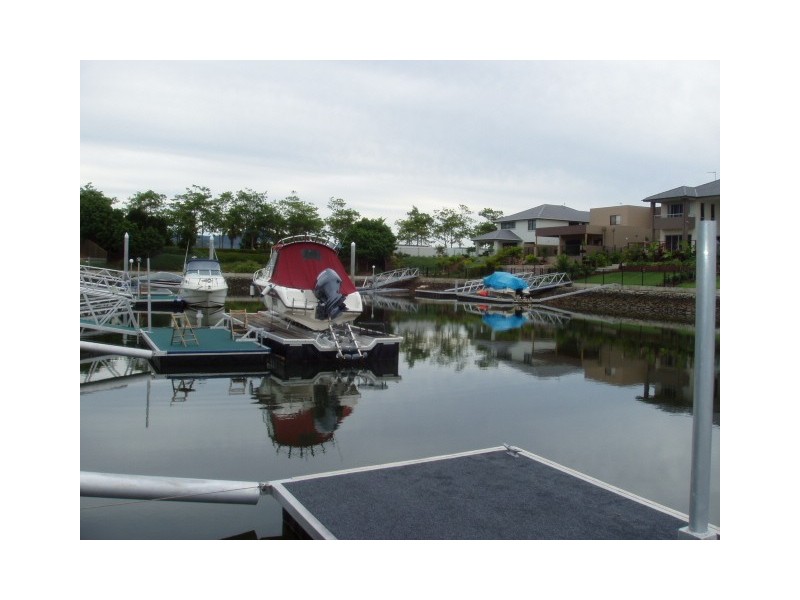 51 Coomera Court, Helensvale QLD 4212