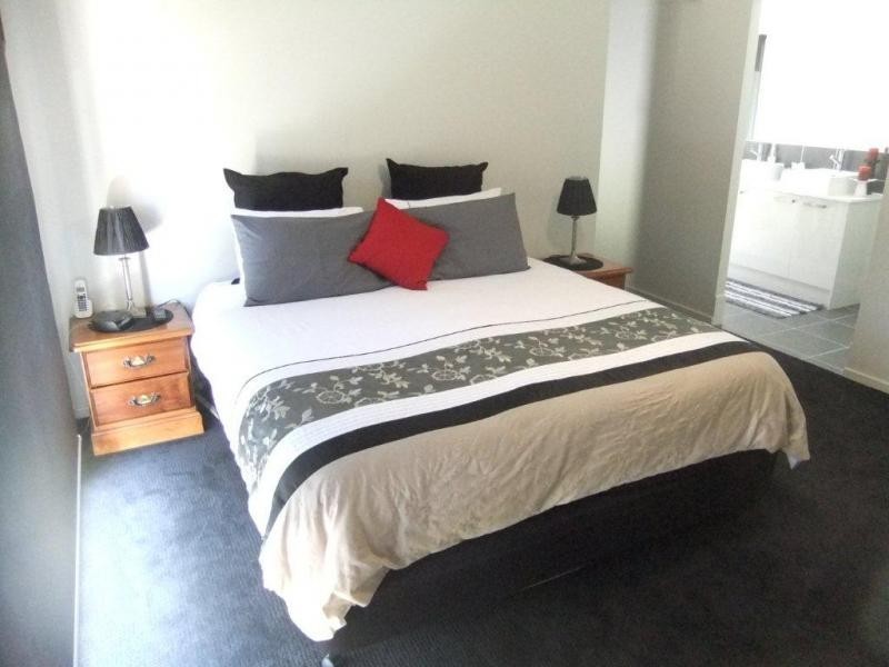 Shailer Park QLD 4128