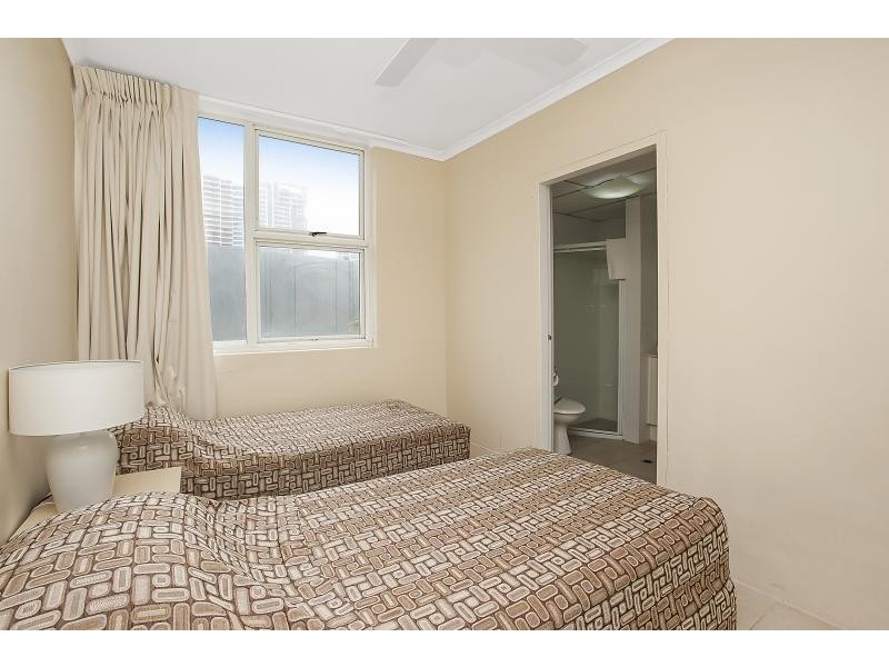 12/4-10 Clifford St (cnr Northcliffe), Surfers Paradise QLD 4217