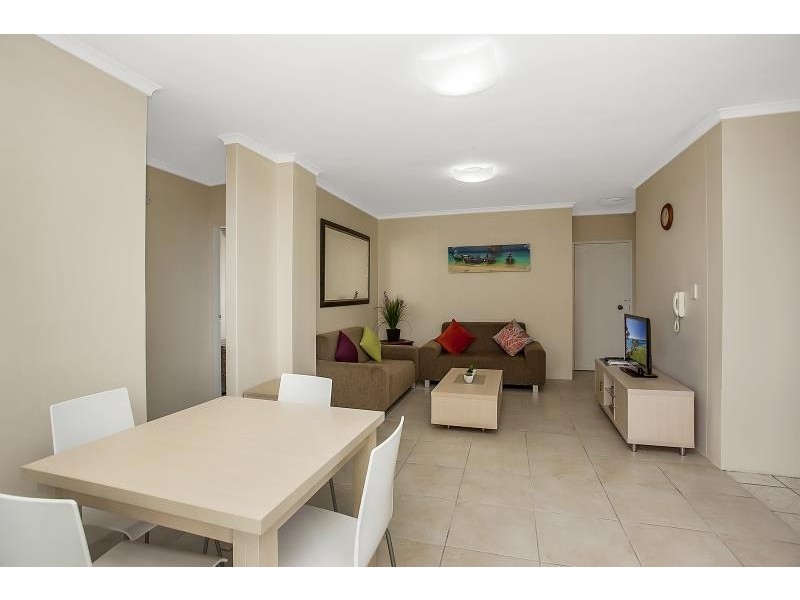 12/4-10 Clifford St (cnr Northcliffe), Surfers Paradise QLD 4217