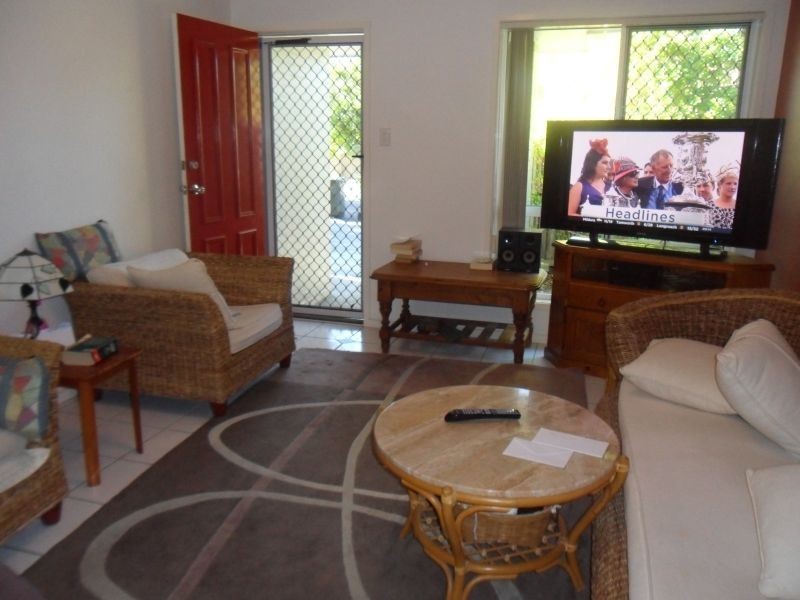 83 Dibar Street, Wynnum QLD 4178