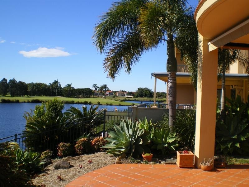 117 Palm Meadows Drive, Carrara QLD 4211