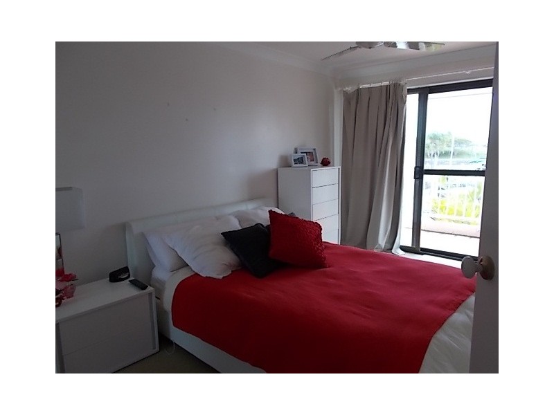 38/81 Boykambil Esp Nth, Hope Island QLD 4212