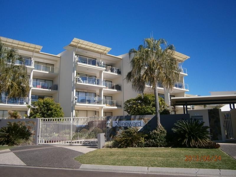 1 Grenada Way, Kawana Island QLD 4575
