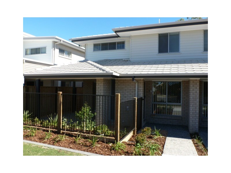 86 Carselgrove Ave, Fitzgibbon QLD 4018