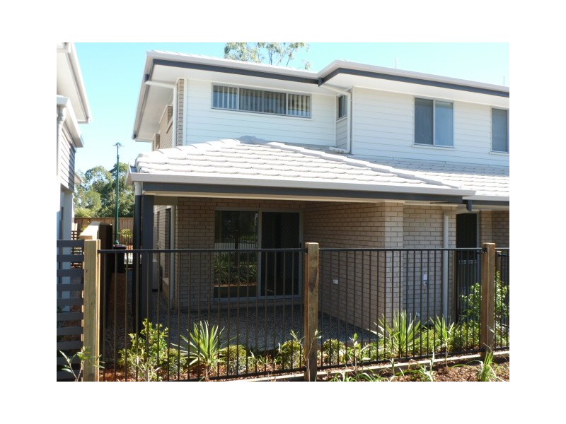 86 Carselgrove Ave, Fitzgibbon QLD 4018