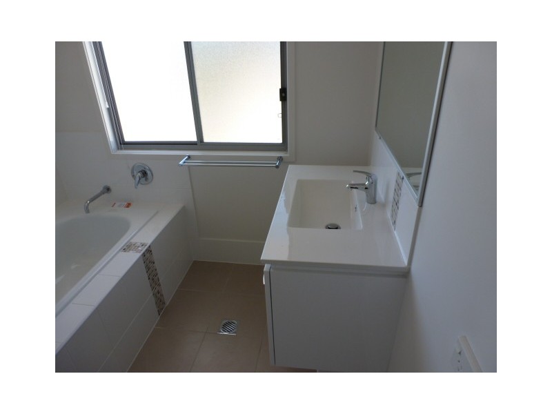 86 Carselgrove Ave, Fitzgibbon QLD 4018